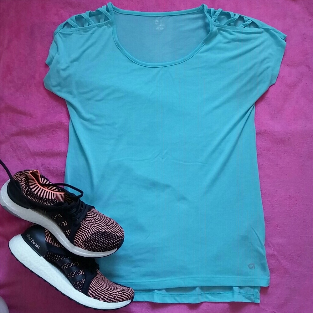 EUC Gap Fit Cool Dry Active T Shirt Size S